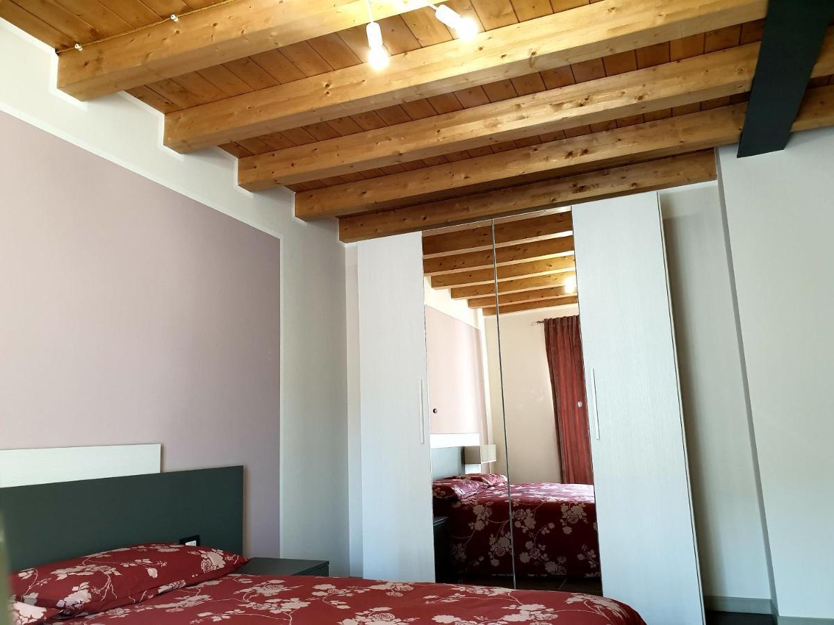 Dimora Rosso San Zeno - Wifi Veloce E Adatto Per Famiglie Werona Zewnętrze zdjęcie